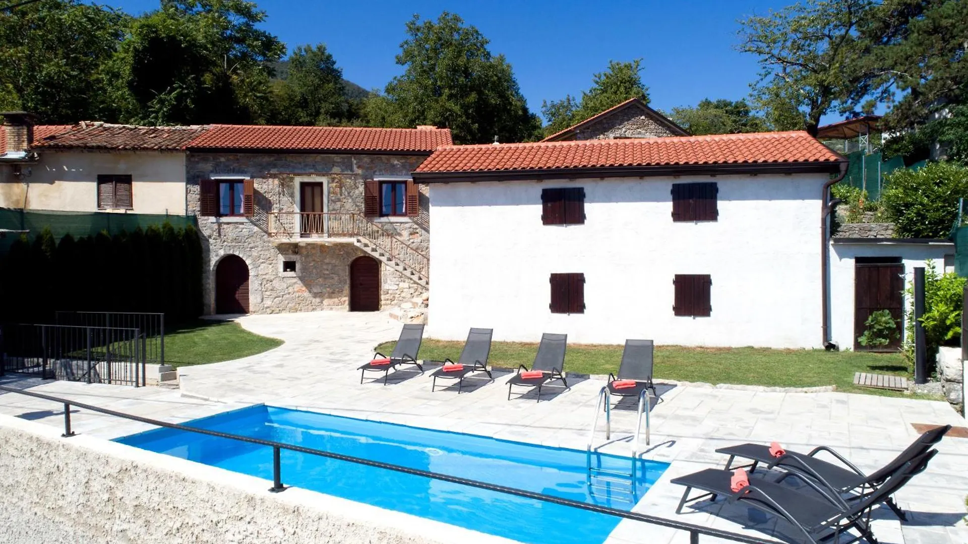 Casa Storia & Casa Antica Apartment Veprinac