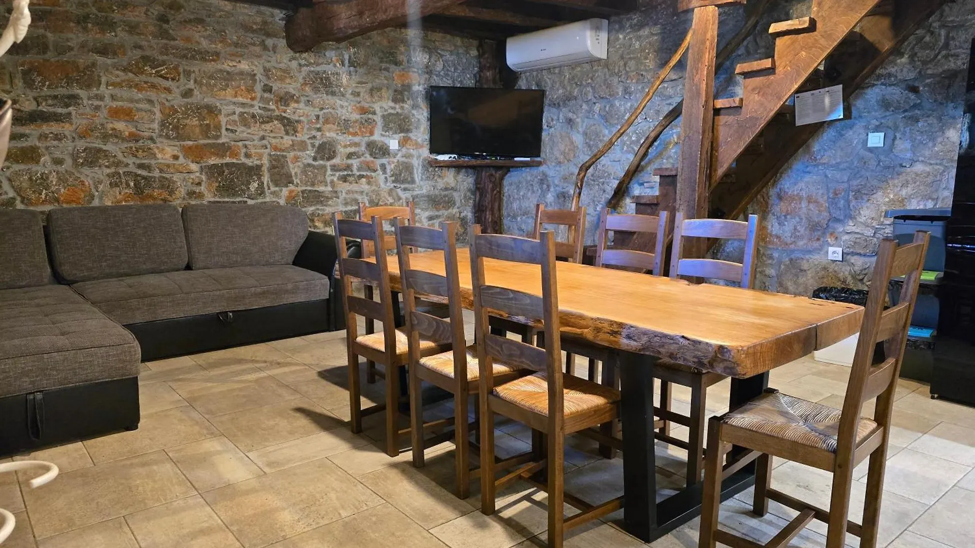 Casa Storia & Casa Antica Apartment Veprinac