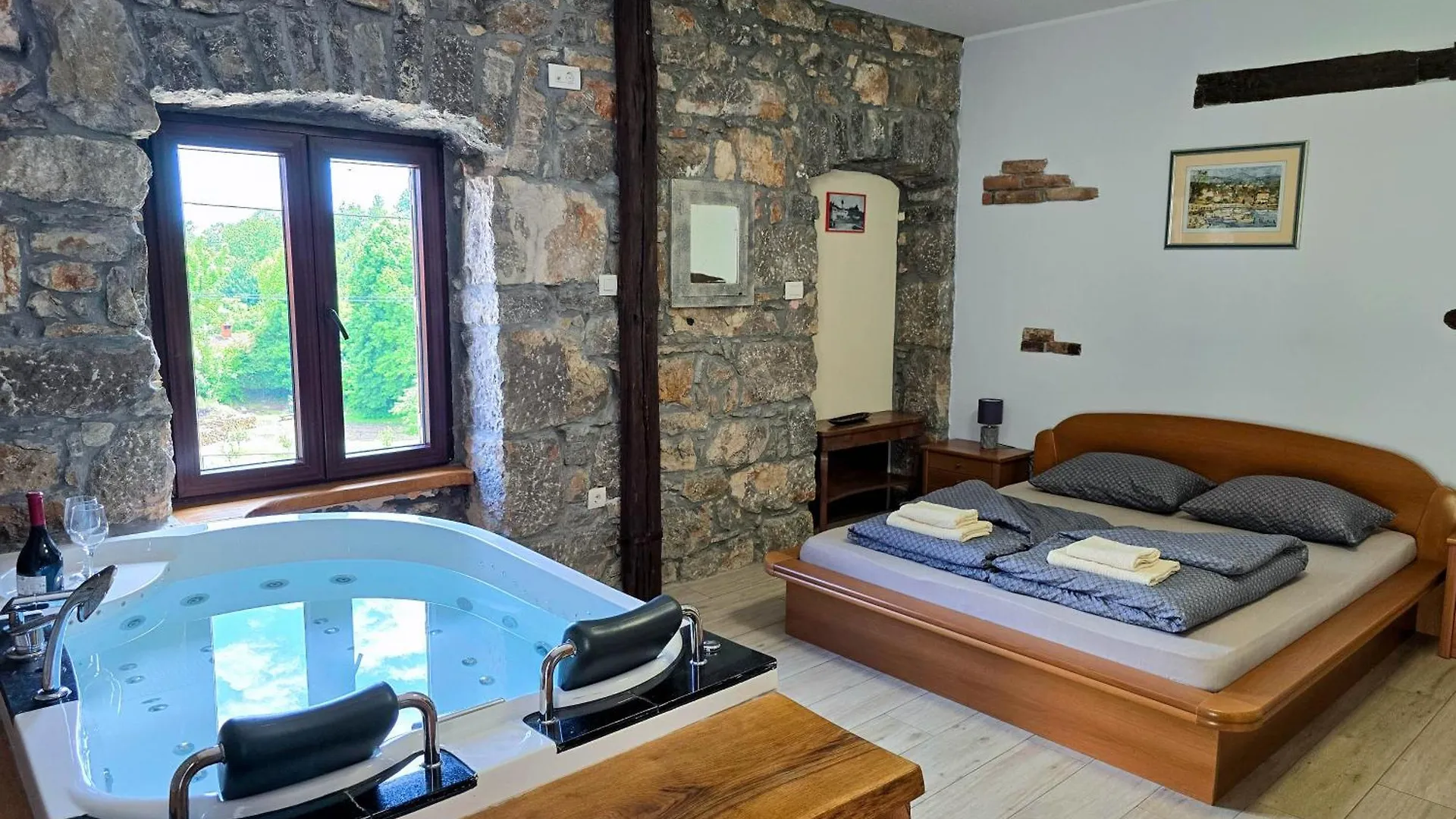 Casa Storia & Casa Antica Apartment Veprinac