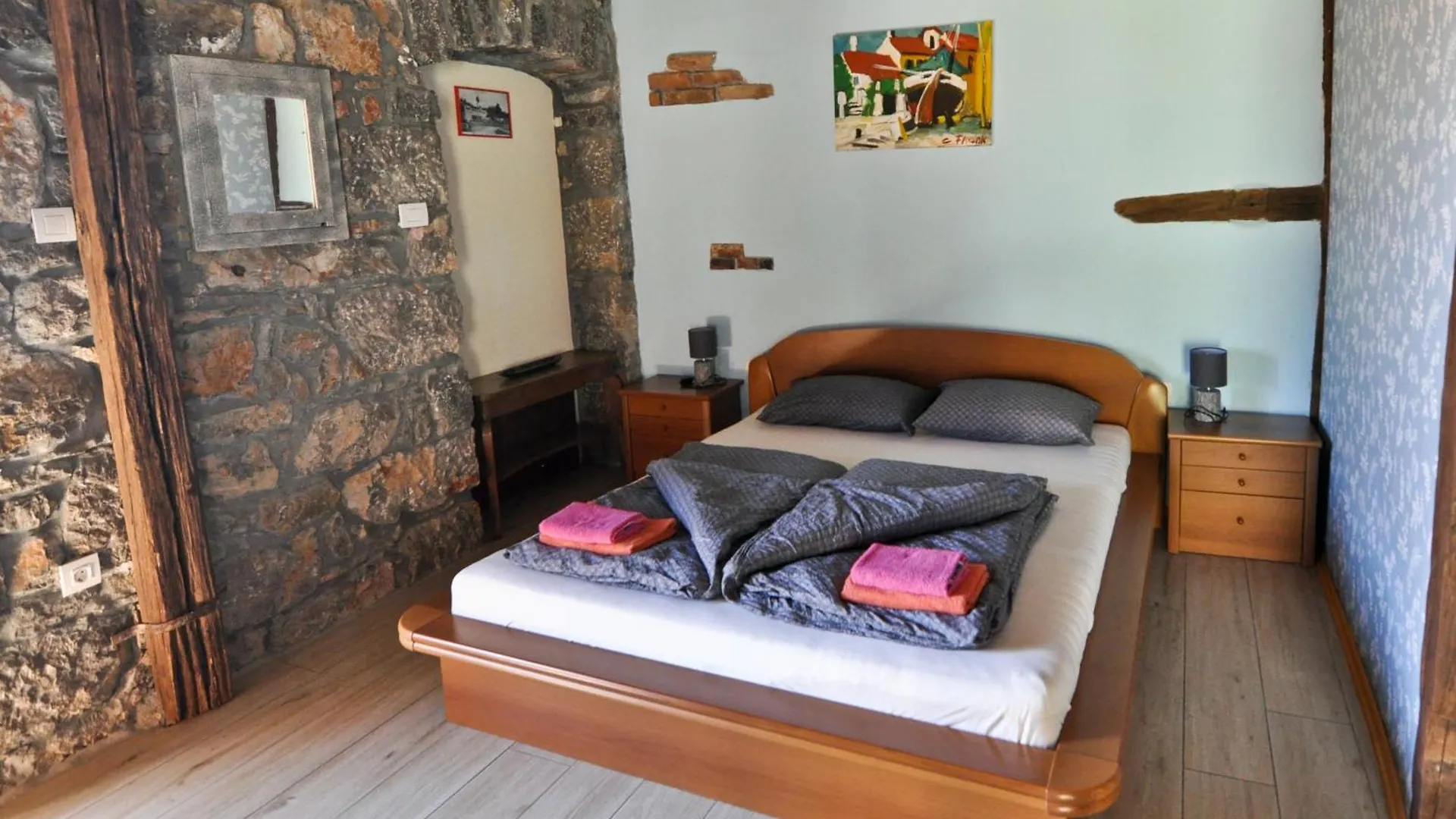 Casa Storia & Casa Antica Apartment Veprinac