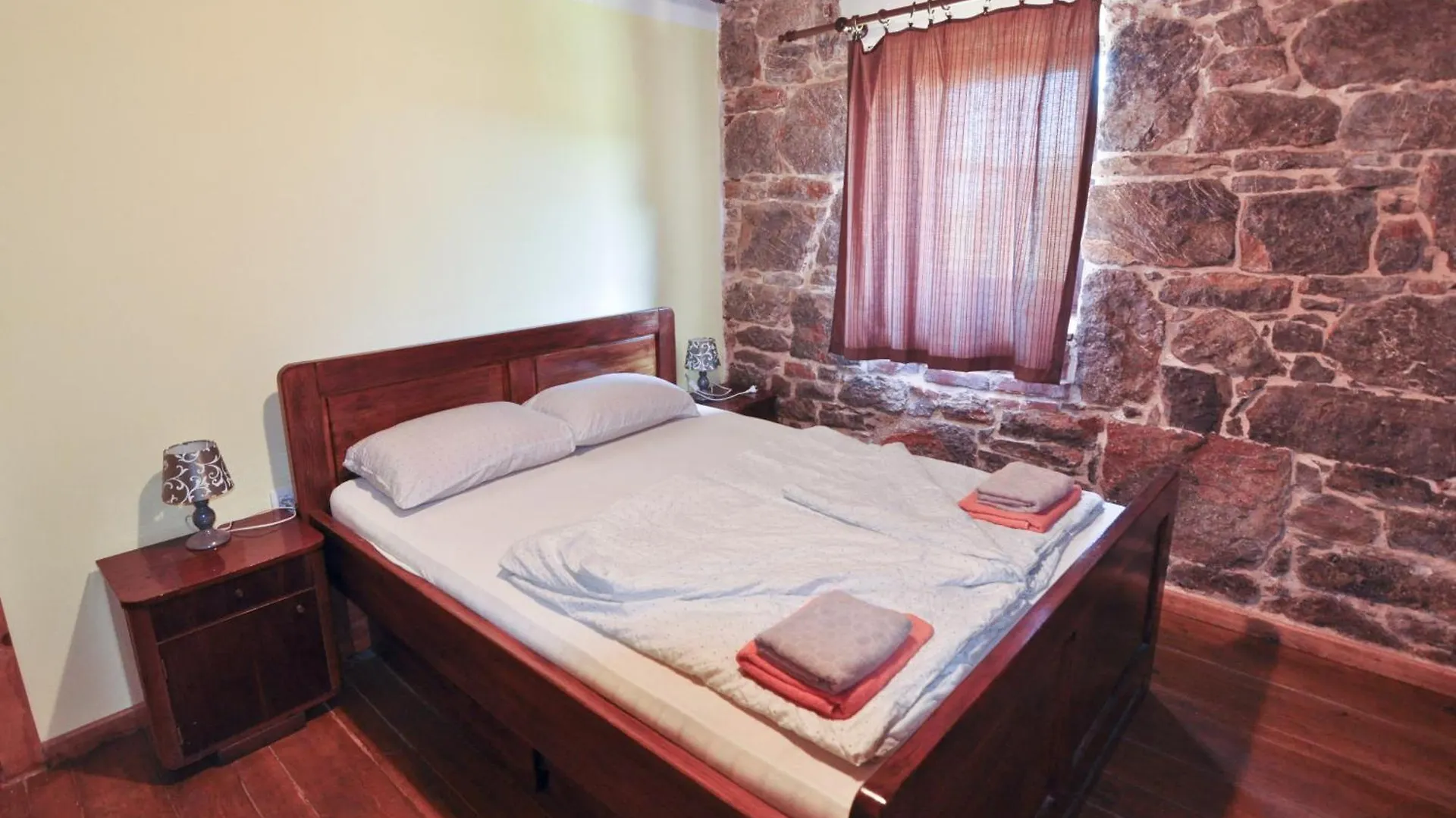 Casa Storia & Casa Antica Apartment Veprinac
